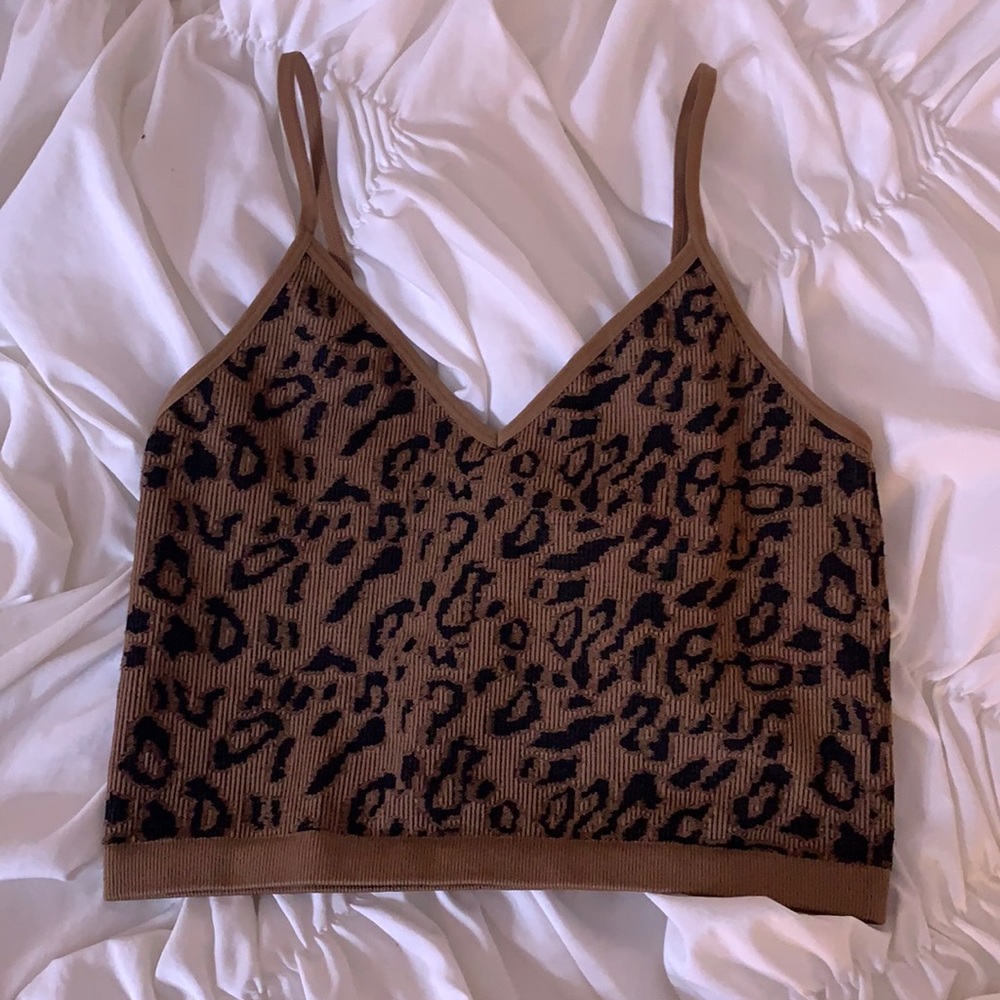 brown cheetah tank